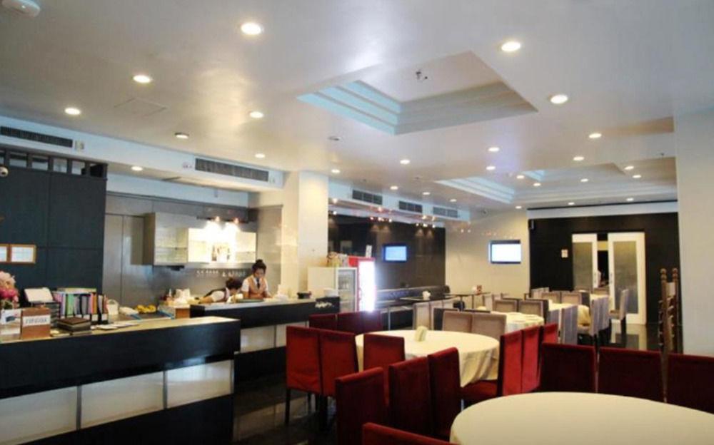 A2 Hotel Банкок Екстериор снимка