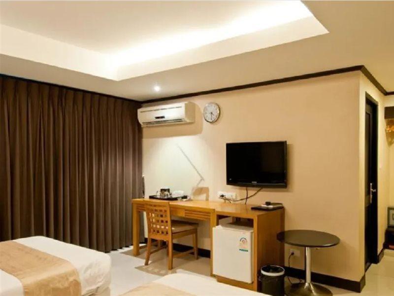 A2 Hotel Банкок Екстериор снимка