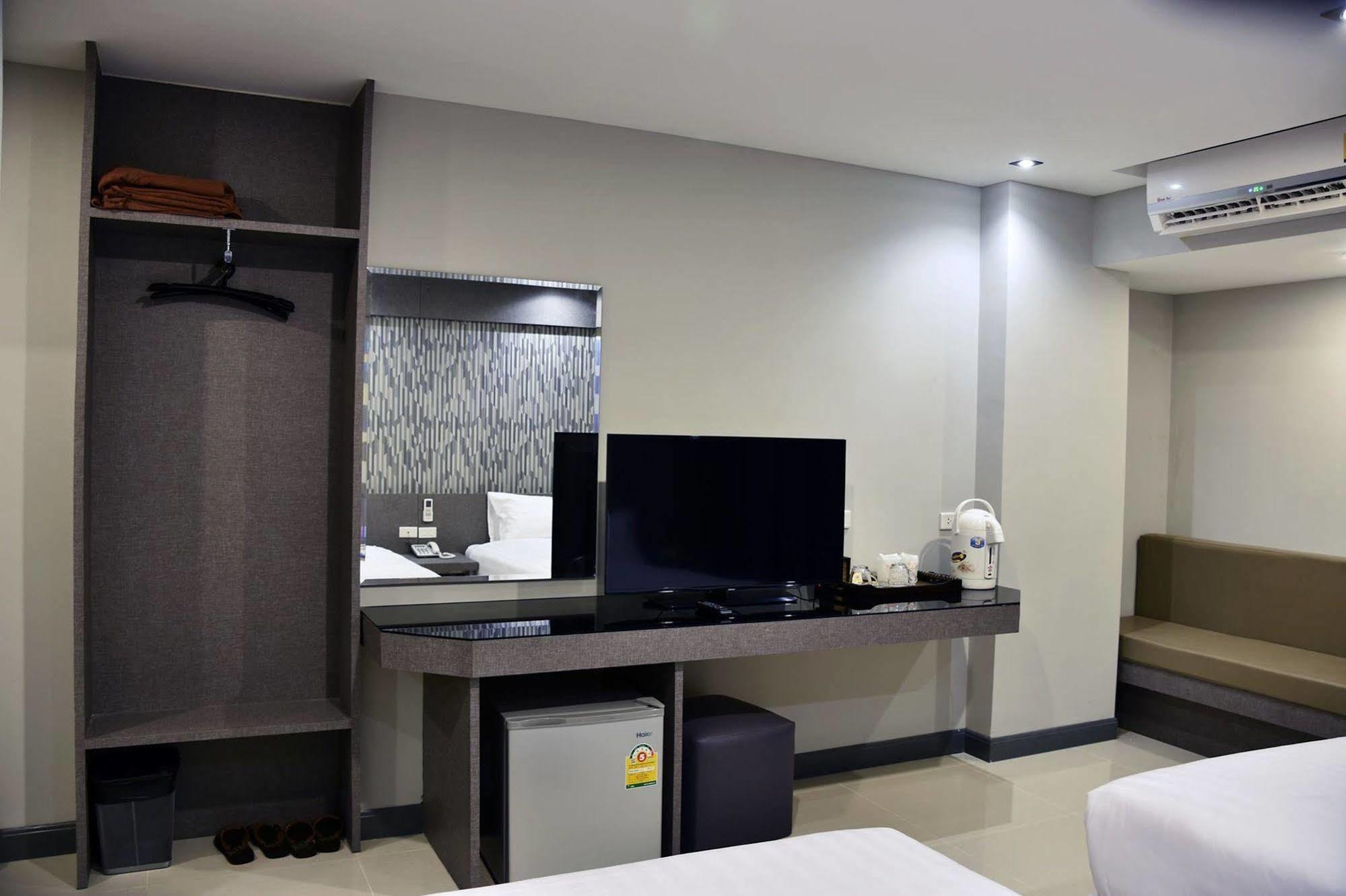 A2 Hotel Банкок Екстериор снимка