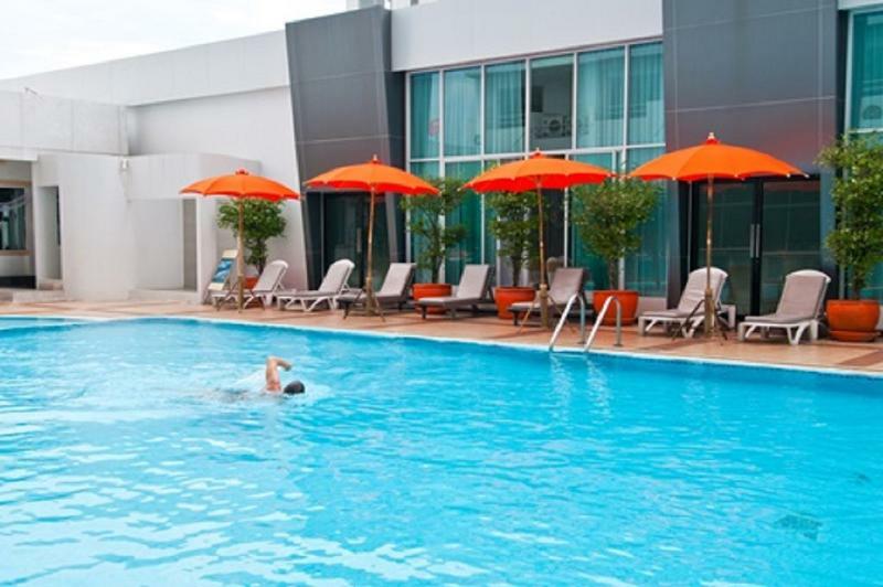 A2 Hotel Банкок Екстериор снимка